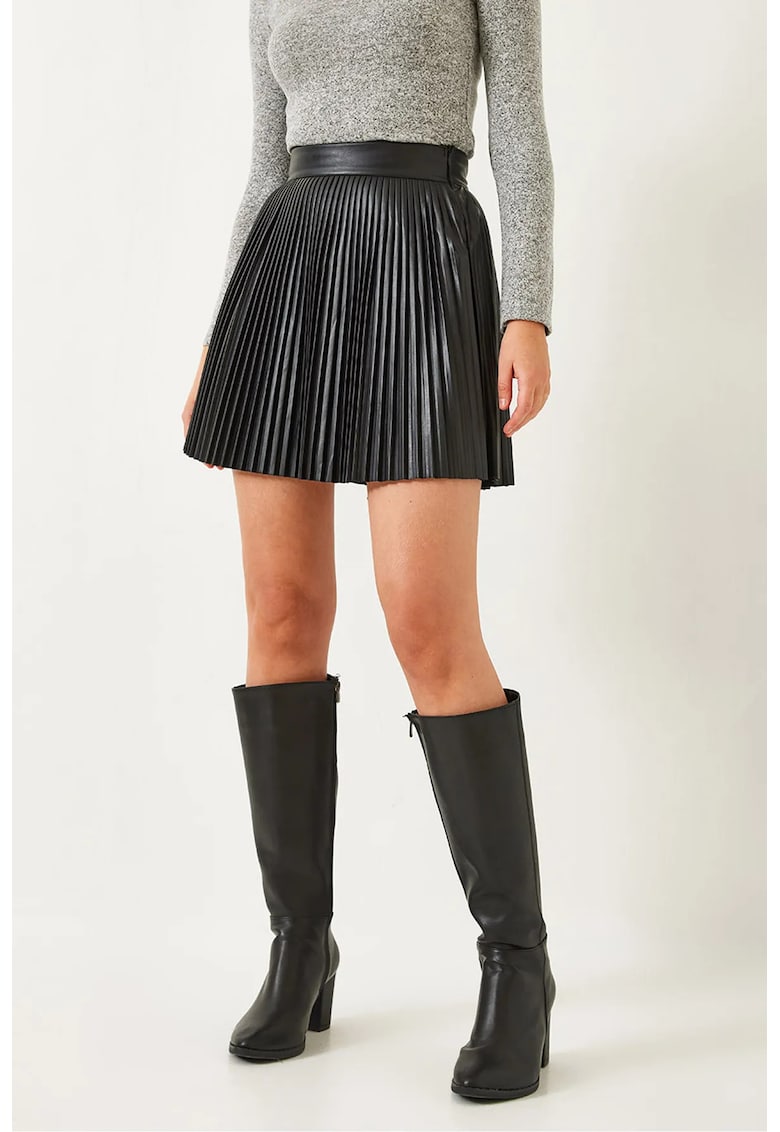 Fusta mini plisata  piele ecologica - neagra - din viscoza si lycra - croiala confortabila