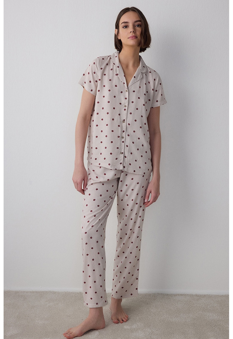 Pijama cu maneci scurte si model