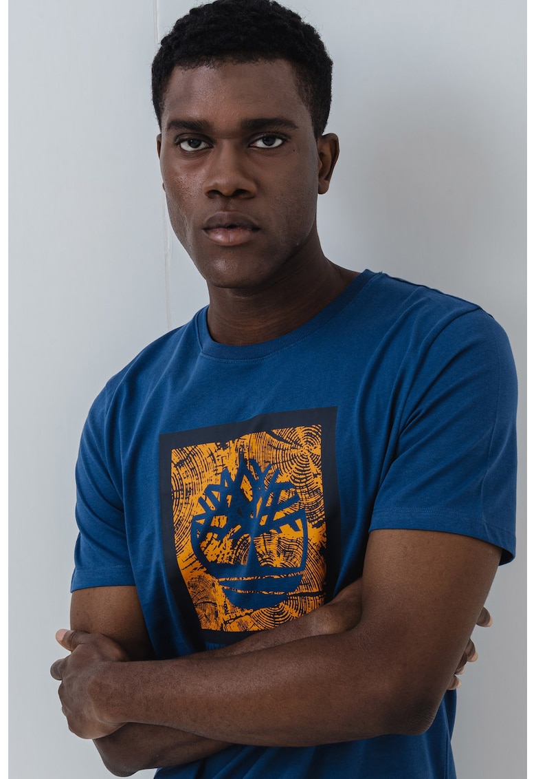 Tricou cu decolteu la baza gatului si imprimeu contrastant Tricou cu decolteu la baza gatului si imprimeu contrastant