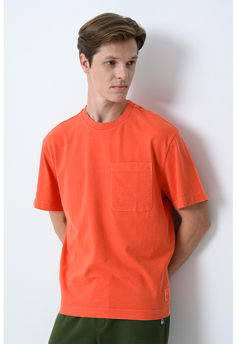 Tricou supradimensionat cu buzunar aplicat pe piept