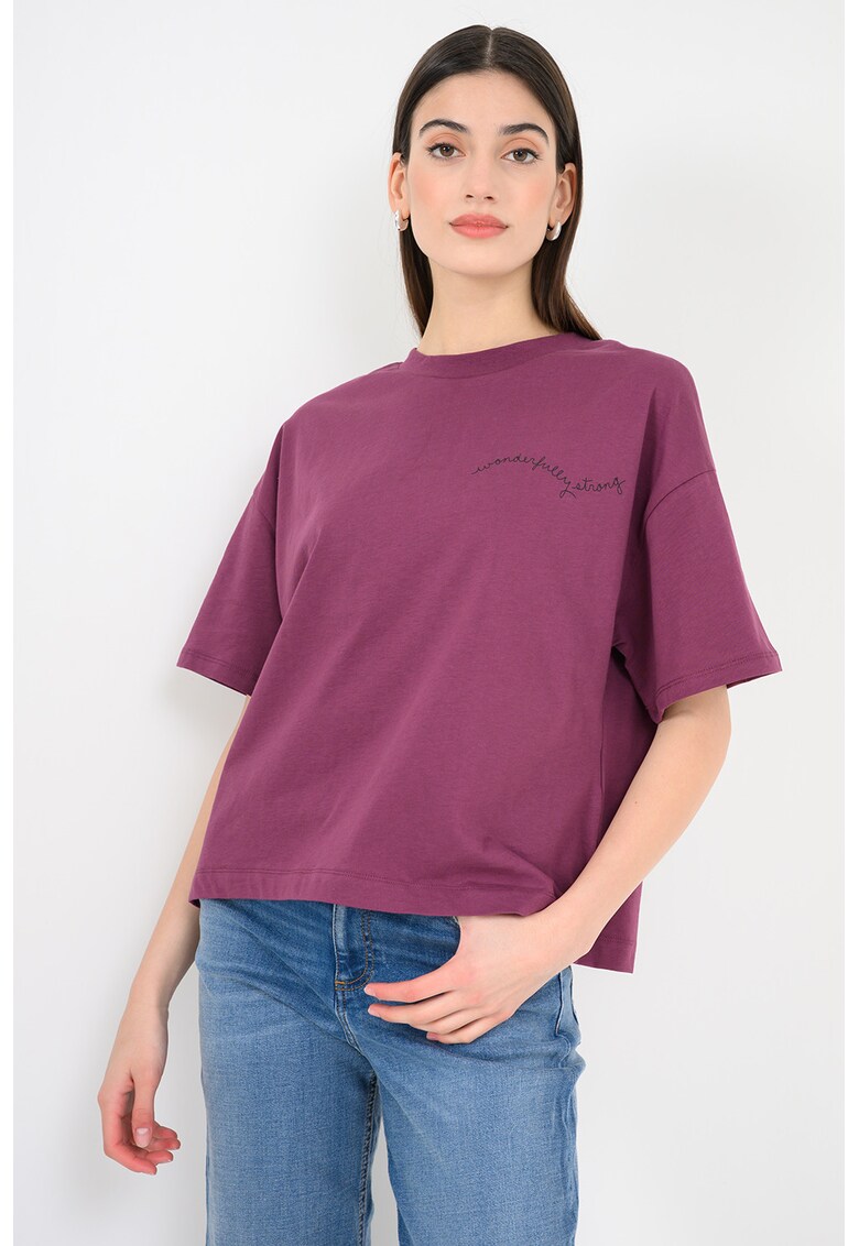 Tricou lejer cu detaliu text - Violet pruna