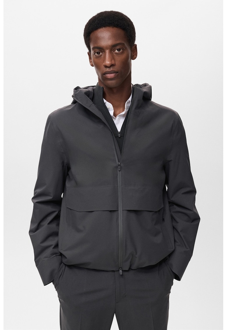 Jacheta cu finisaj rezistent la apa cu gluga