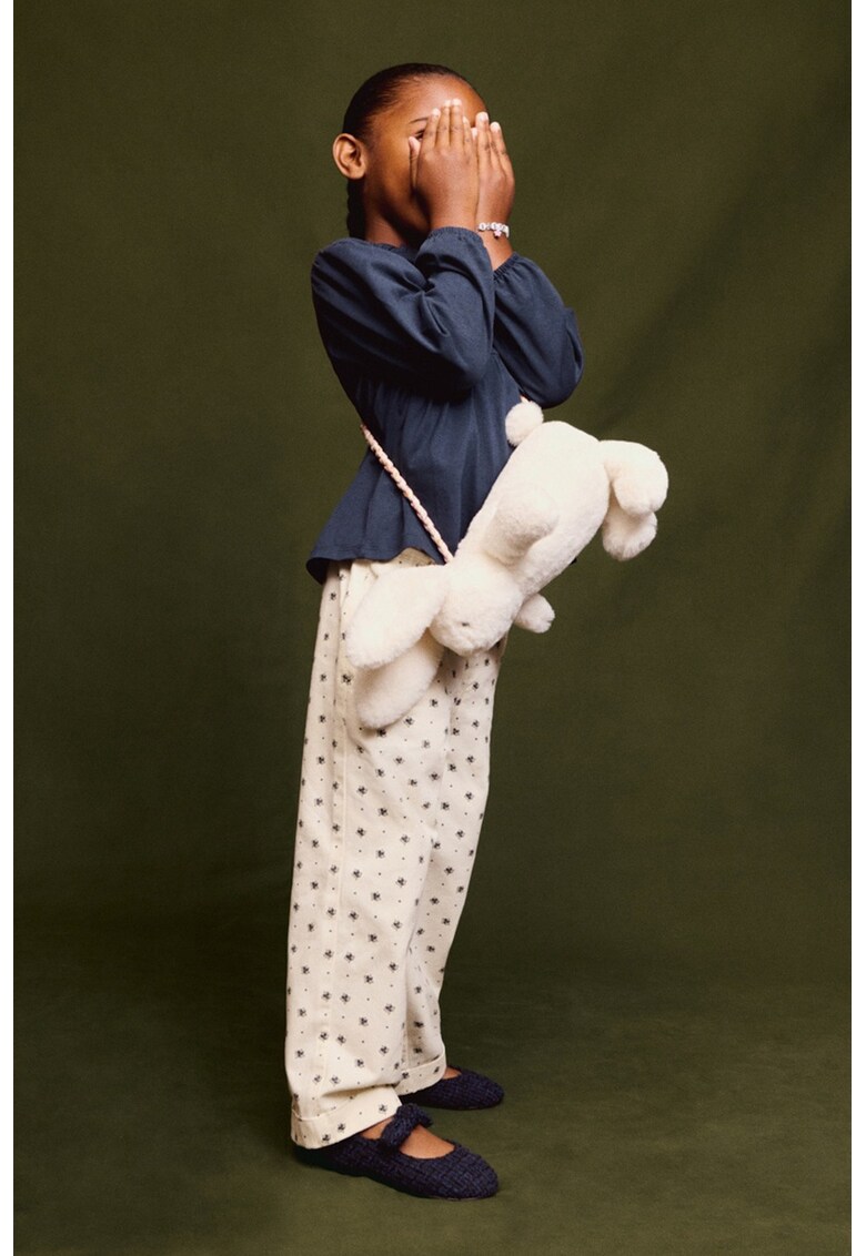 Blugi cu croiala dreapta si imprimeu floral