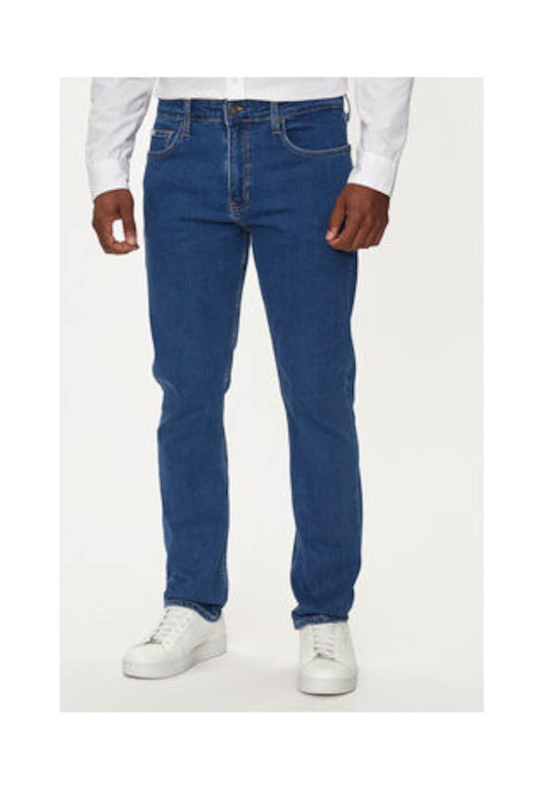 Blugi cu talie medie