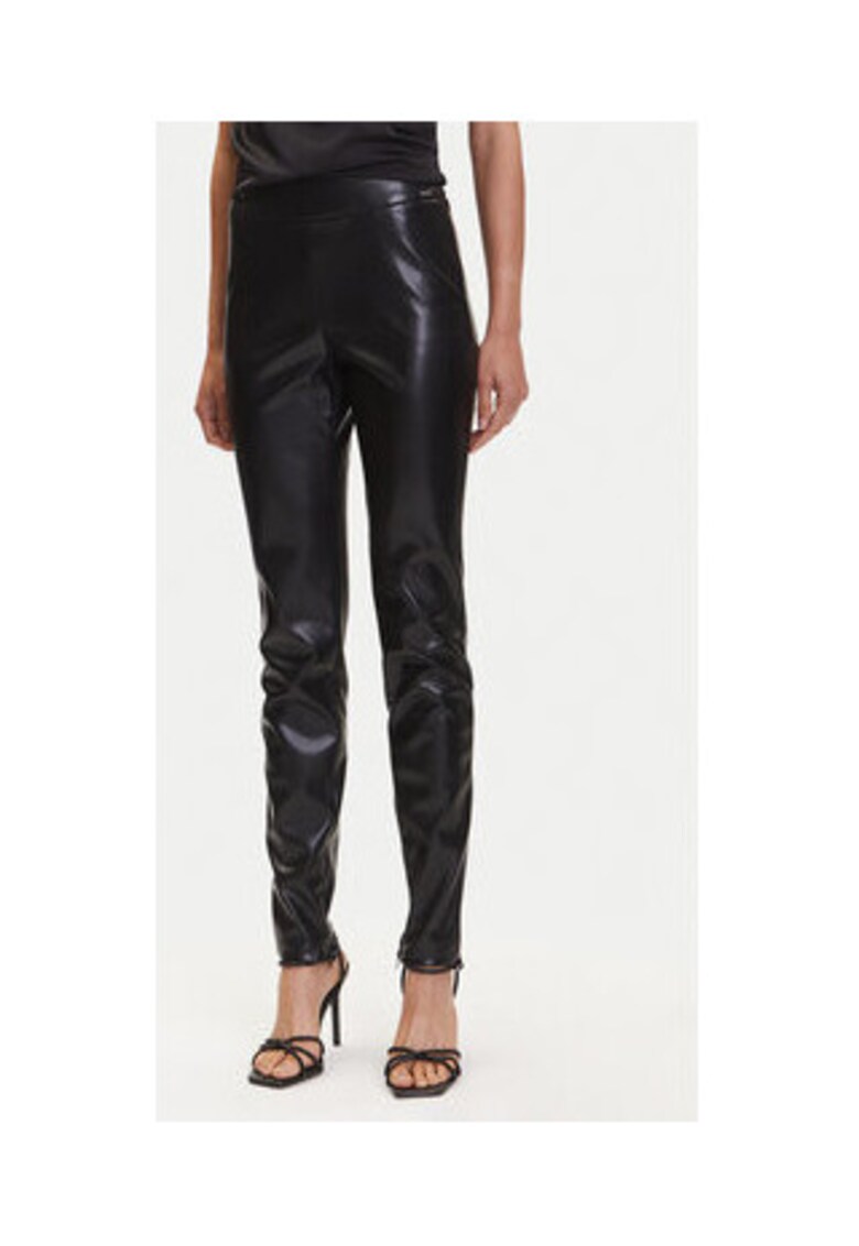 Guess Pantaloni din piele ecologica