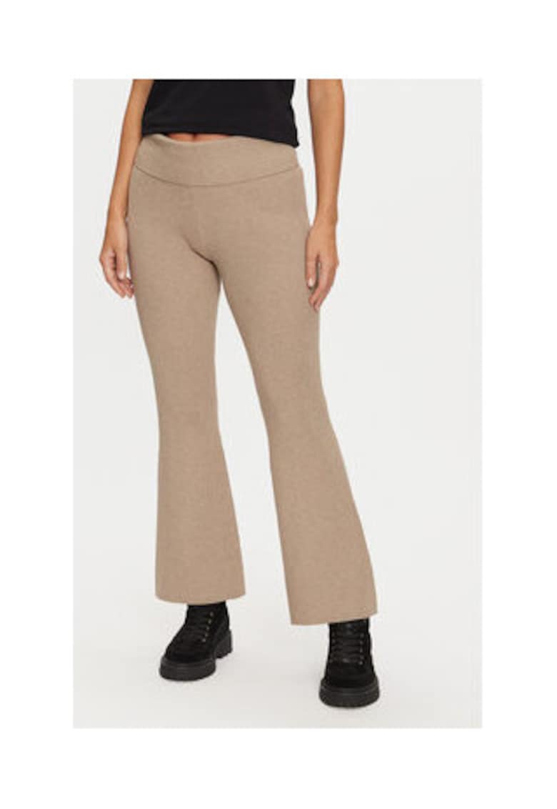 Pantaloni bootcut cu talie inalta