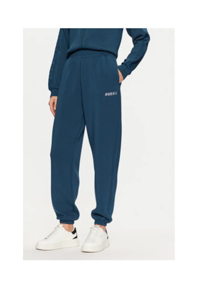 Pantaloni cu buzunare