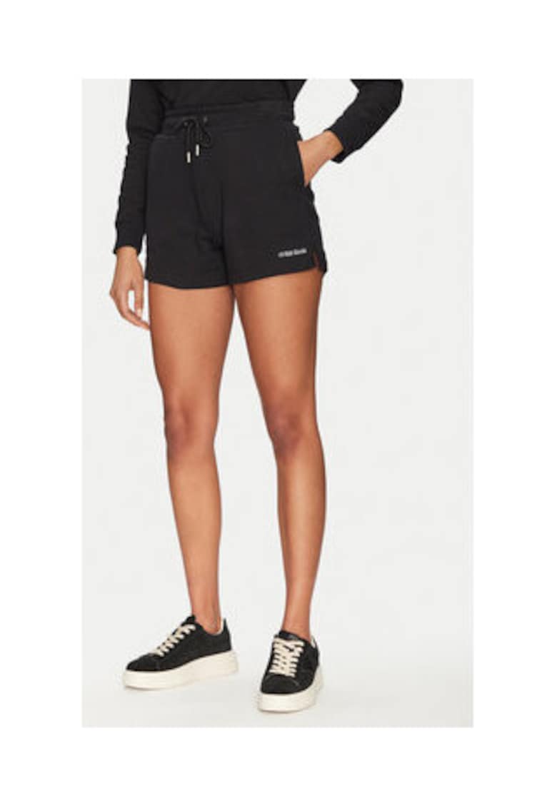 Pantaloni scurti uni cu snur