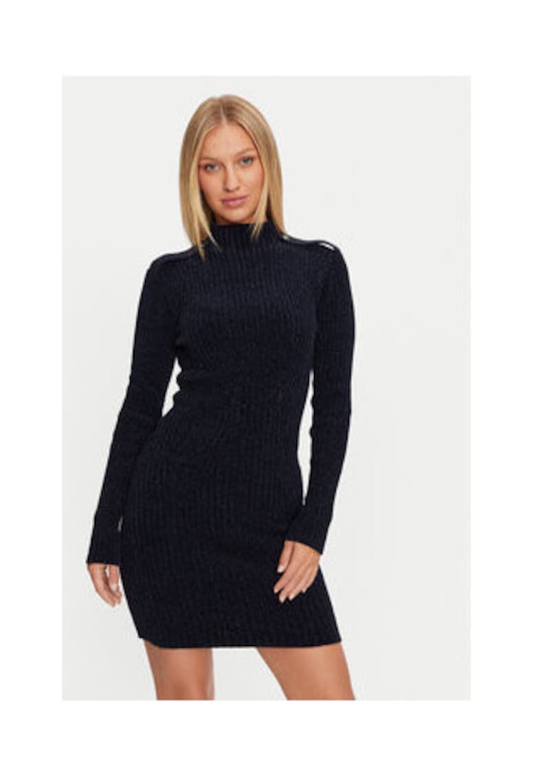 Rochie cu maneca lunga din tricot