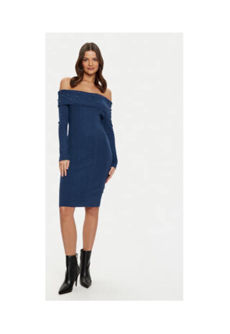Rochie din tricot cu decolteu pe umeri