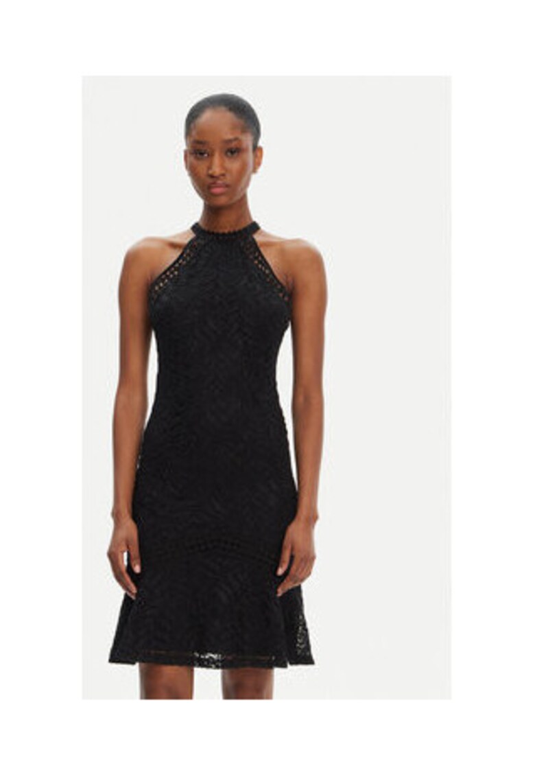 Rochie cu croiala A-Line si decupaj pe spate