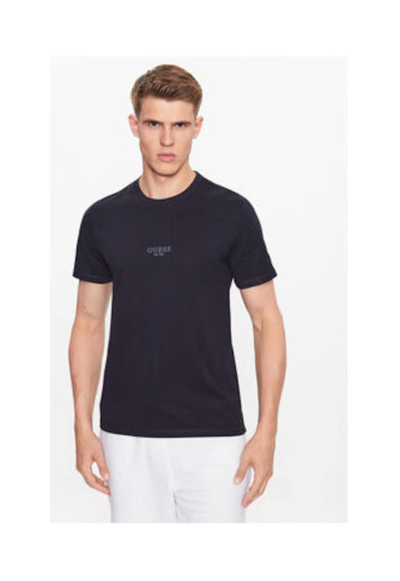 Tricou slim fit cu decolteu la baza gatului