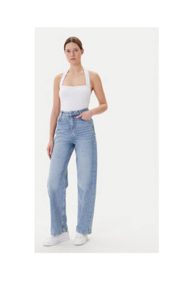 Top din amestesc de modal - cu decolteu halter - Alb