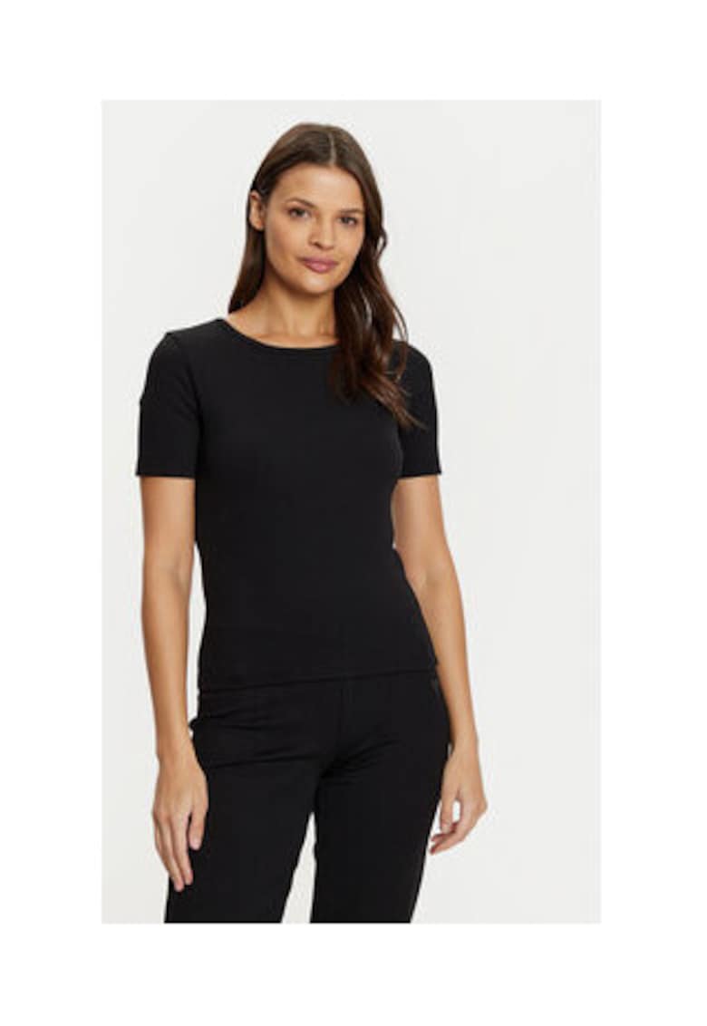 Tricou cu model uni si maneci.scurte - Negru