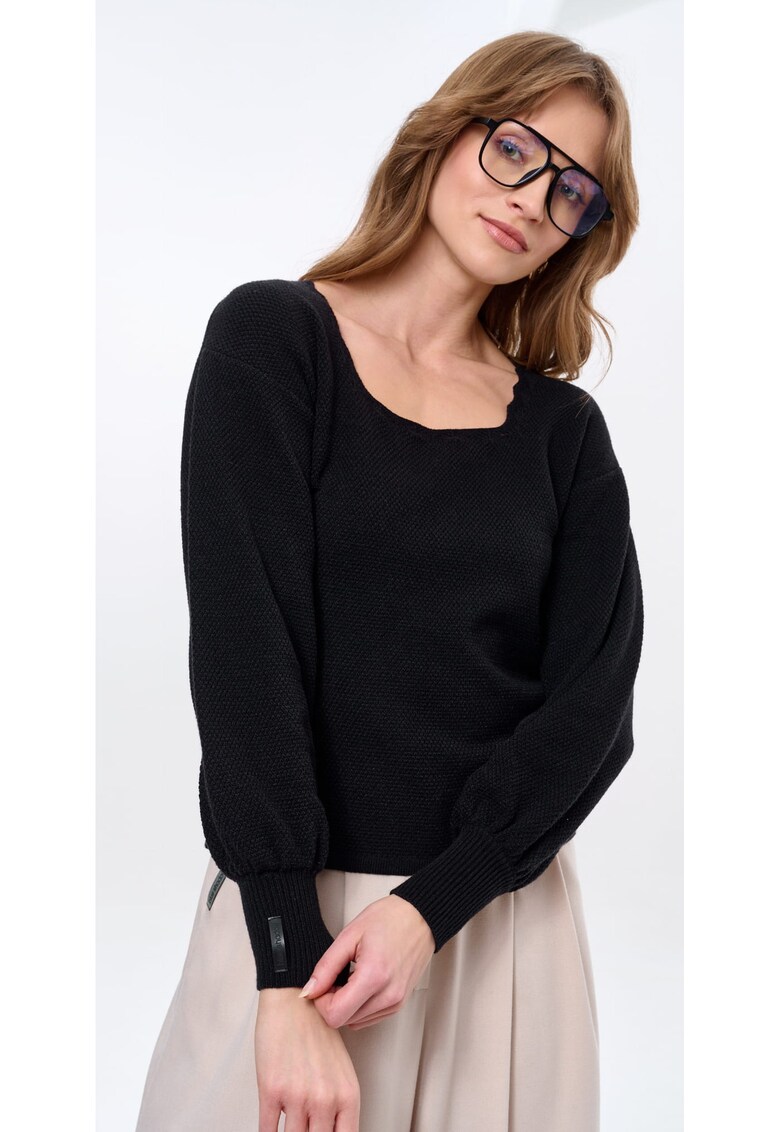 Pulover cu decolteu patrat Turan