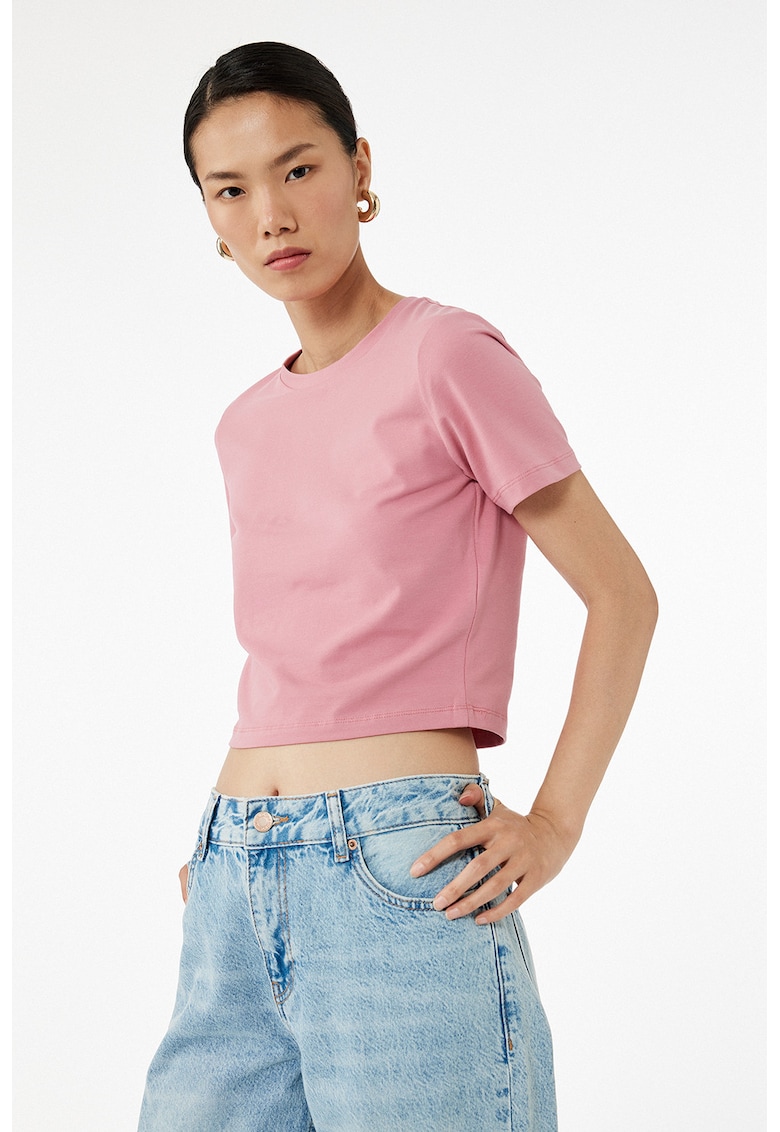 Tricou slim fit cu decolteu la baza gatului - Roz pastel