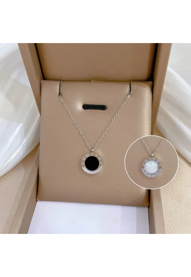 Colier argintiu - din otel inoxidabil - cu pandantiv rotund - suflat cu aur 18k - Davis C6