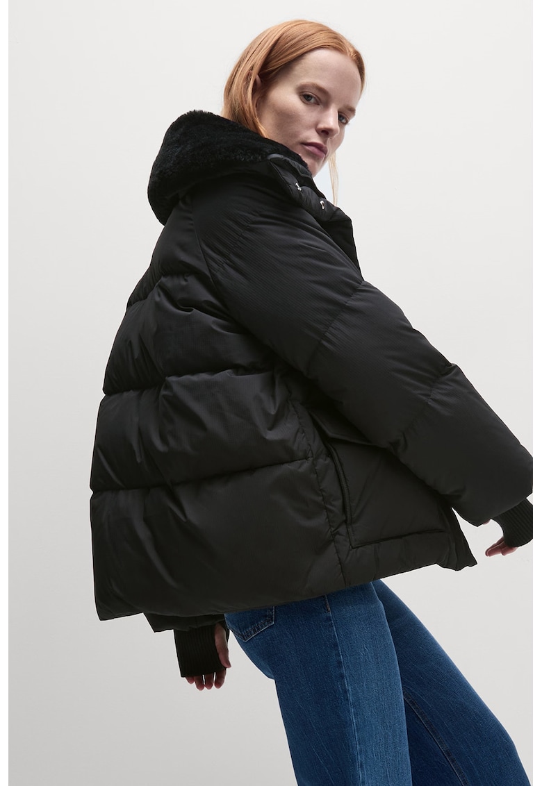 Geaca cu umplutura de puf