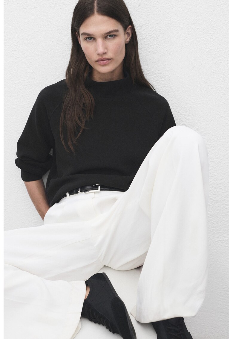 Pulover lejer din amestec de modal cu guler inalt - Negru