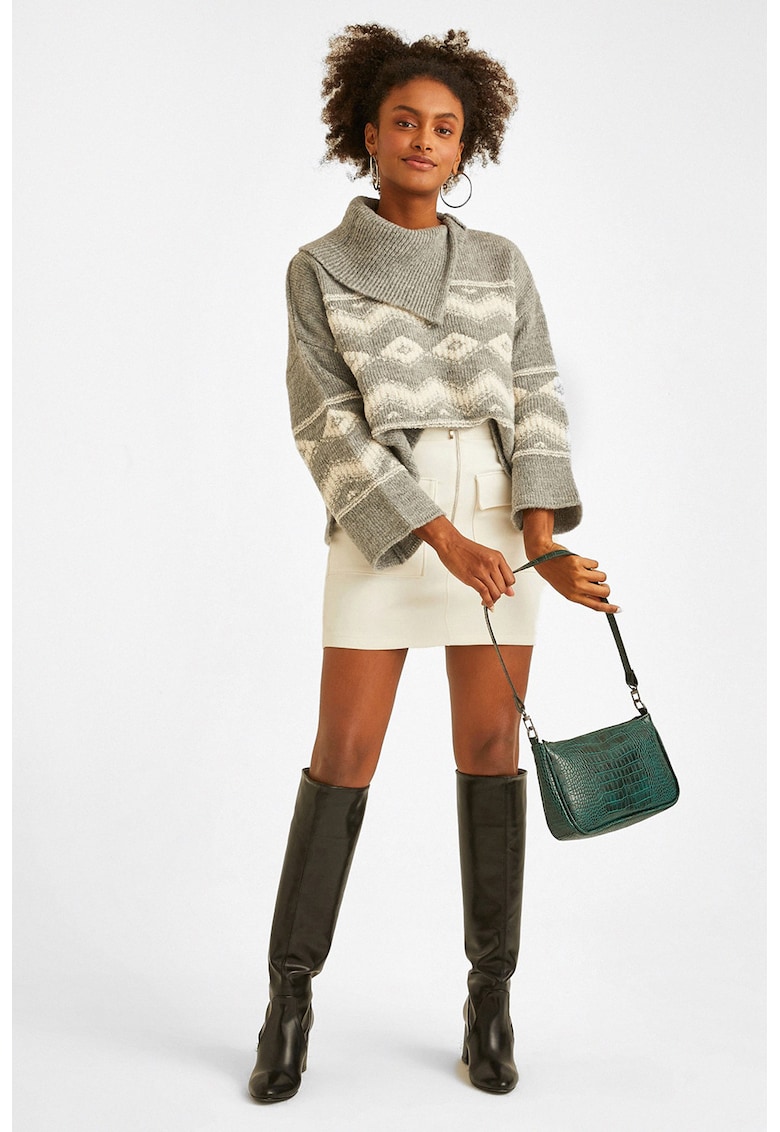 Fusta cu fermoar si buzunare cu clapa Fusta cu fermoar si buzunare cu clapa