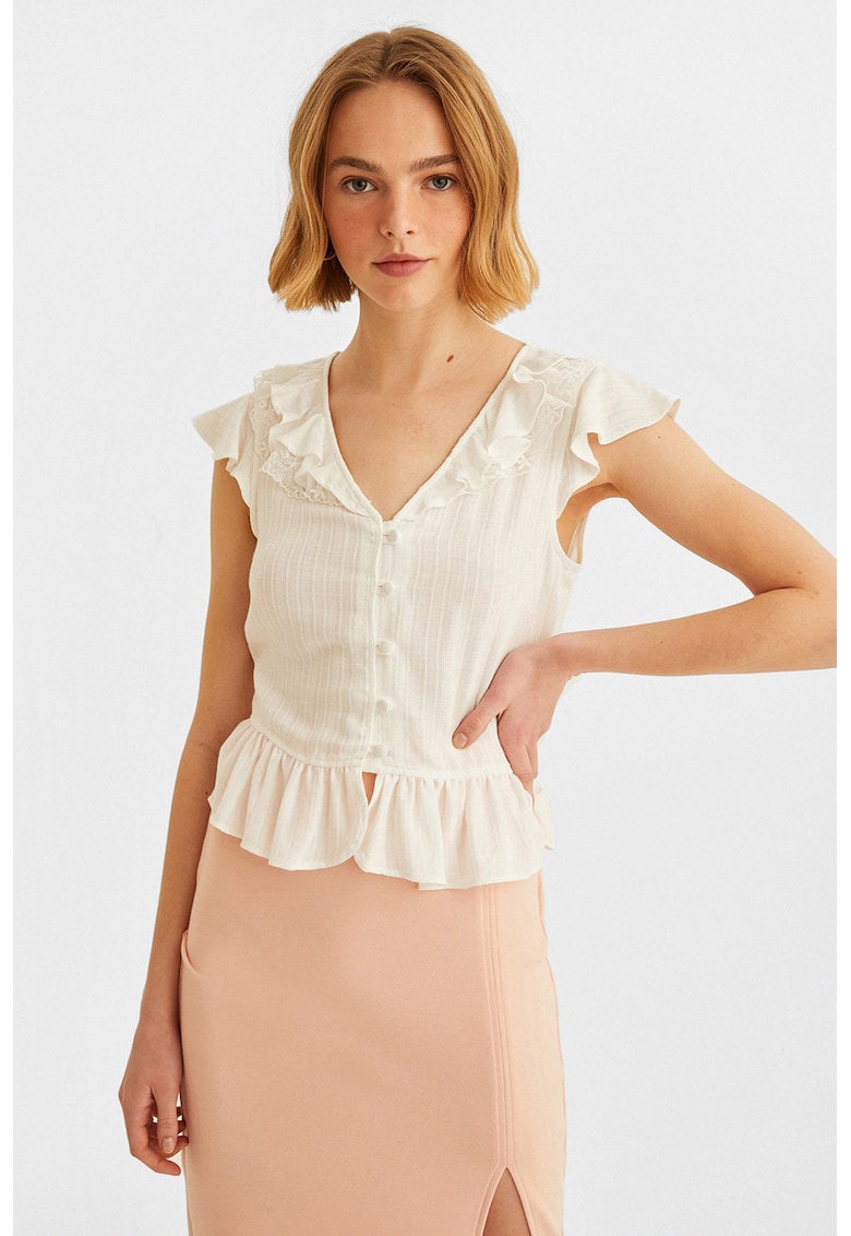 Bluza cu decolteu in V si volane