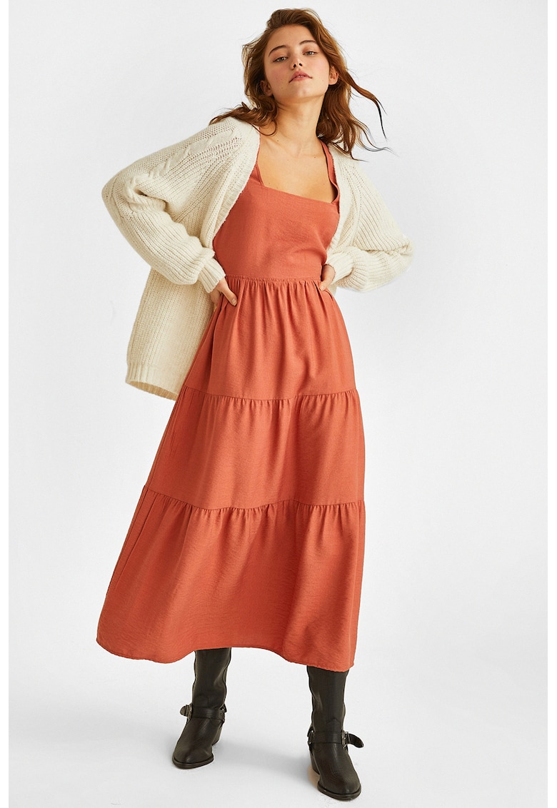 Rochie cu volane si decolteu patrat