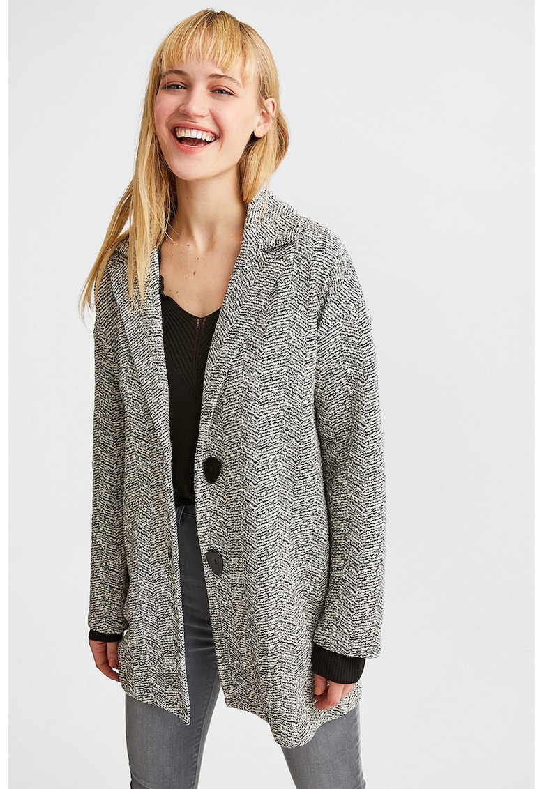 Trenci cu nasturi si buzunare laterale