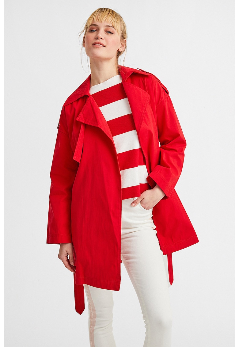 Trenci uni cu cordon