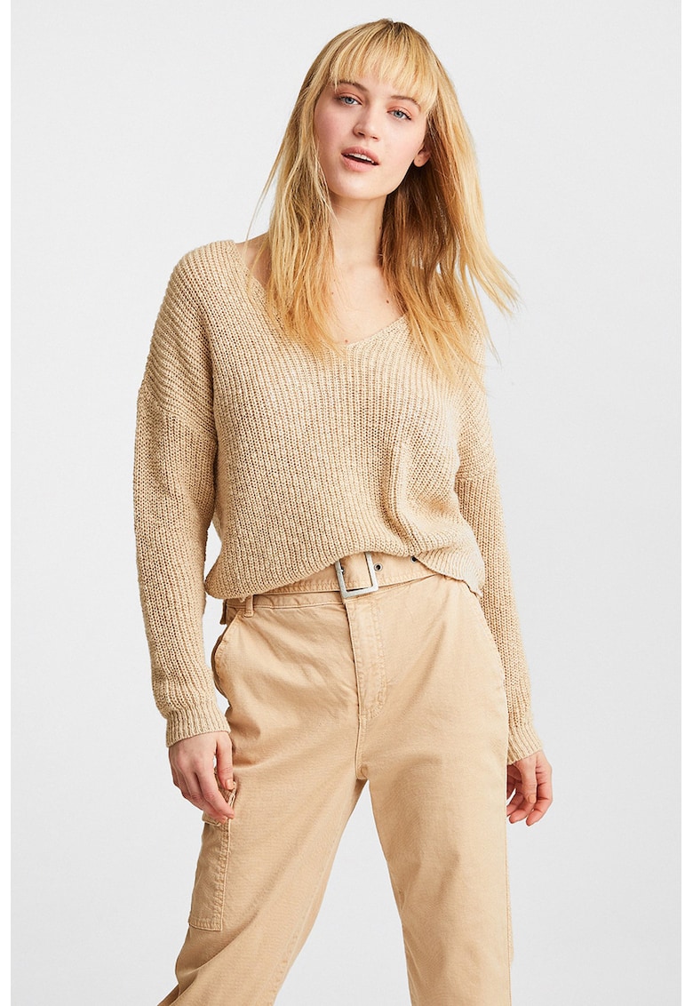 Pulover cu decolteu in V - Maro camel