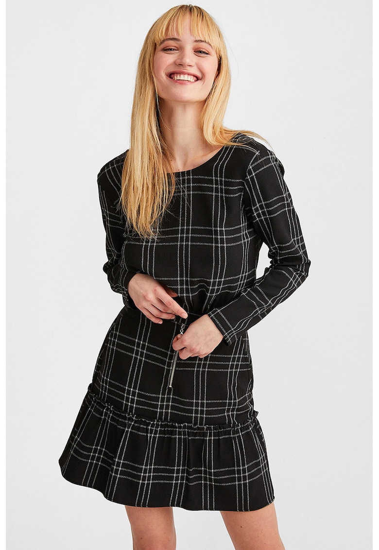 Fusta mini cu model in carouri si terminatie cu volane