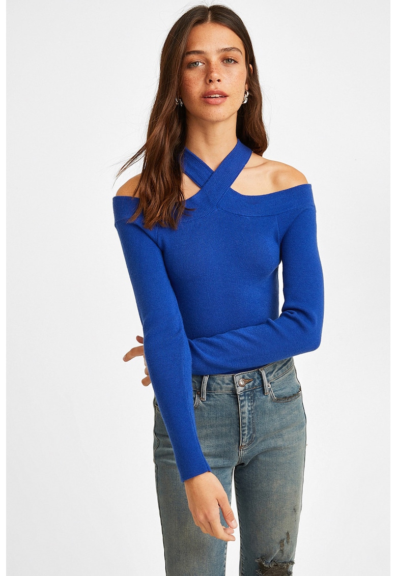 Pulover cu decolteu pe umeri