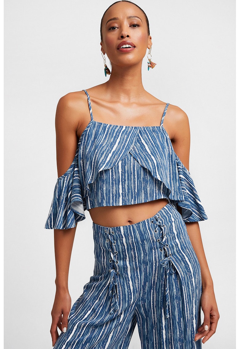 Bluza crop cu decupaje pe umeri