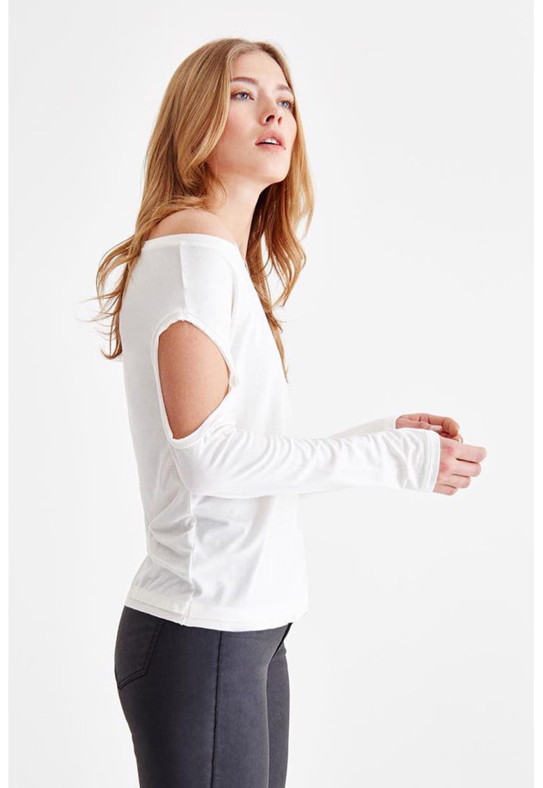 Bluza cu decolteu pe un umar si decupaj