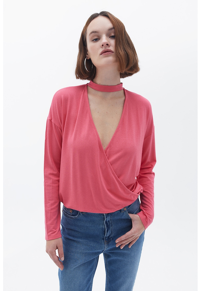 Bluza cu decolteu cache-coeur si decupaj