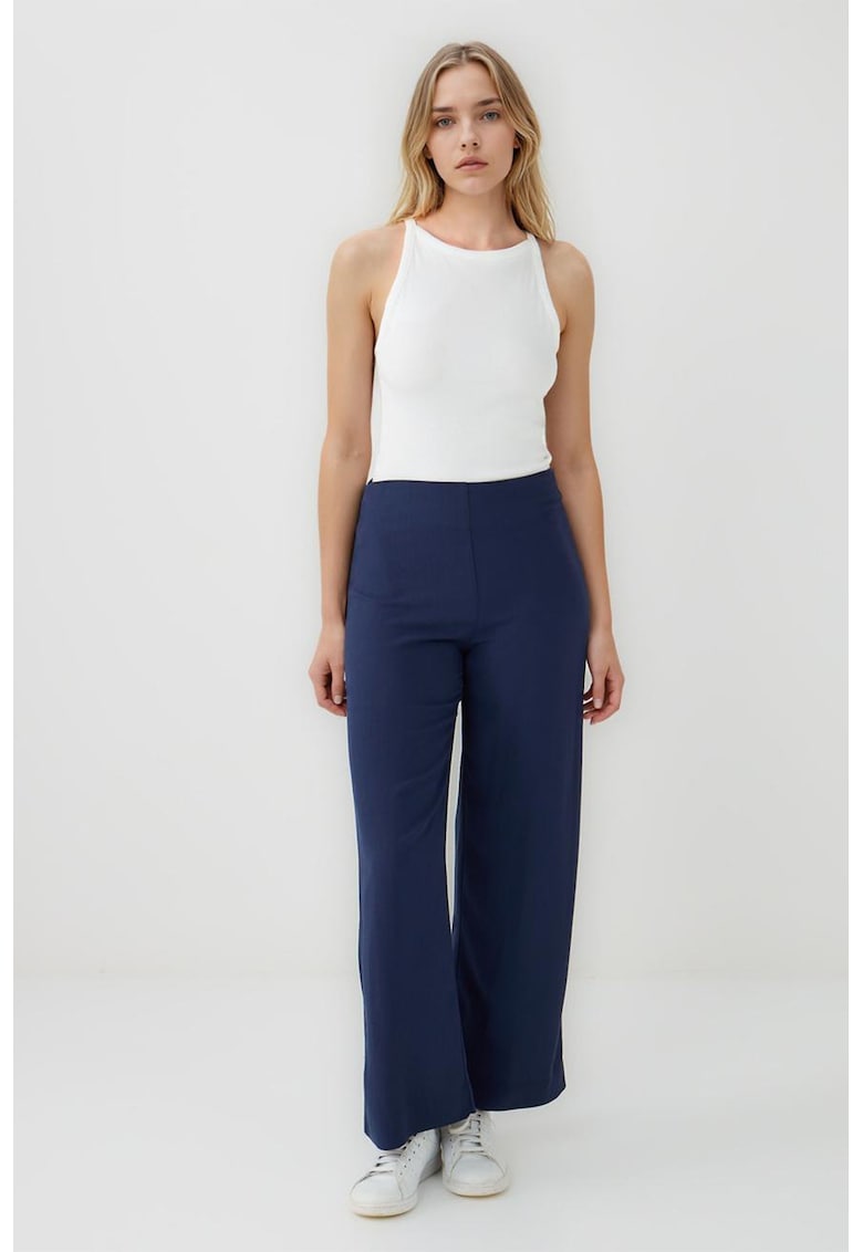 Pantaloni drepti cu talie inalta