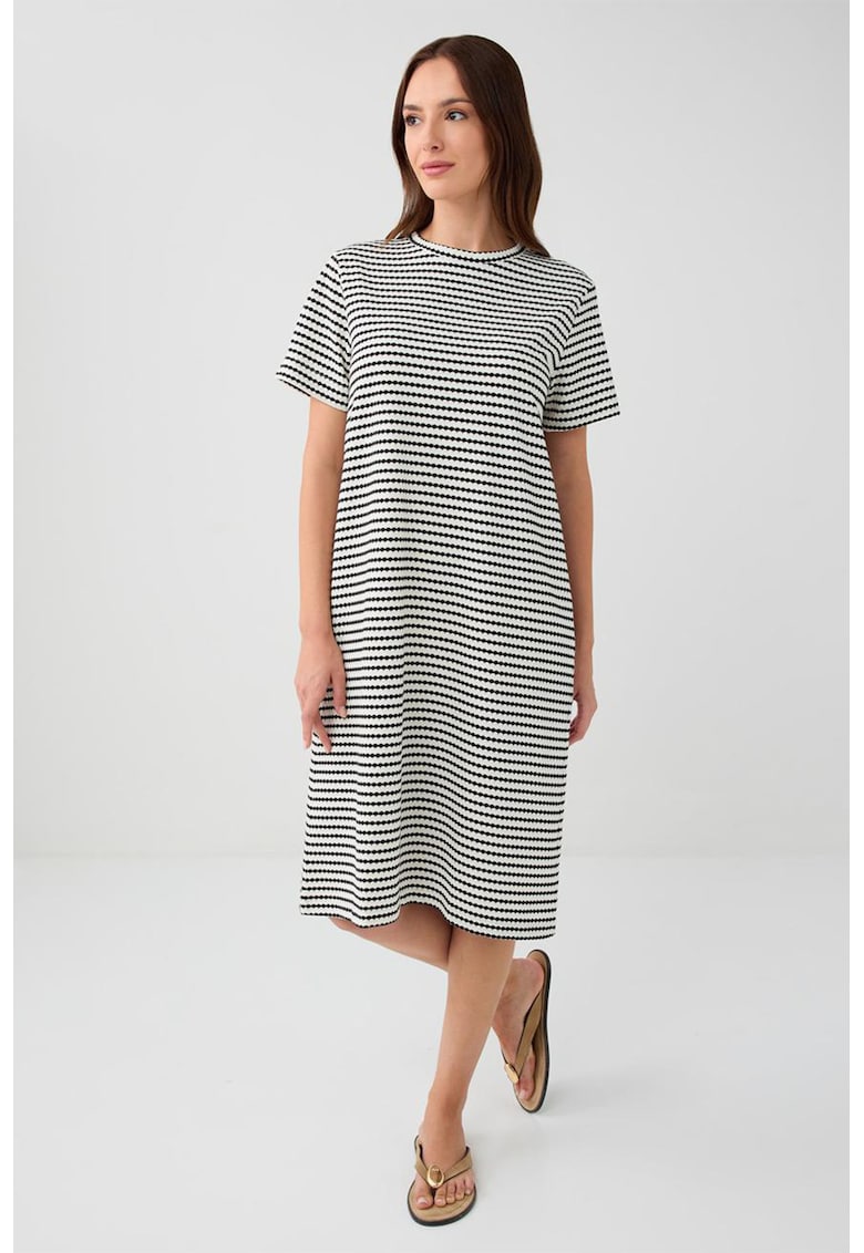 Rochie lejera cu dungi