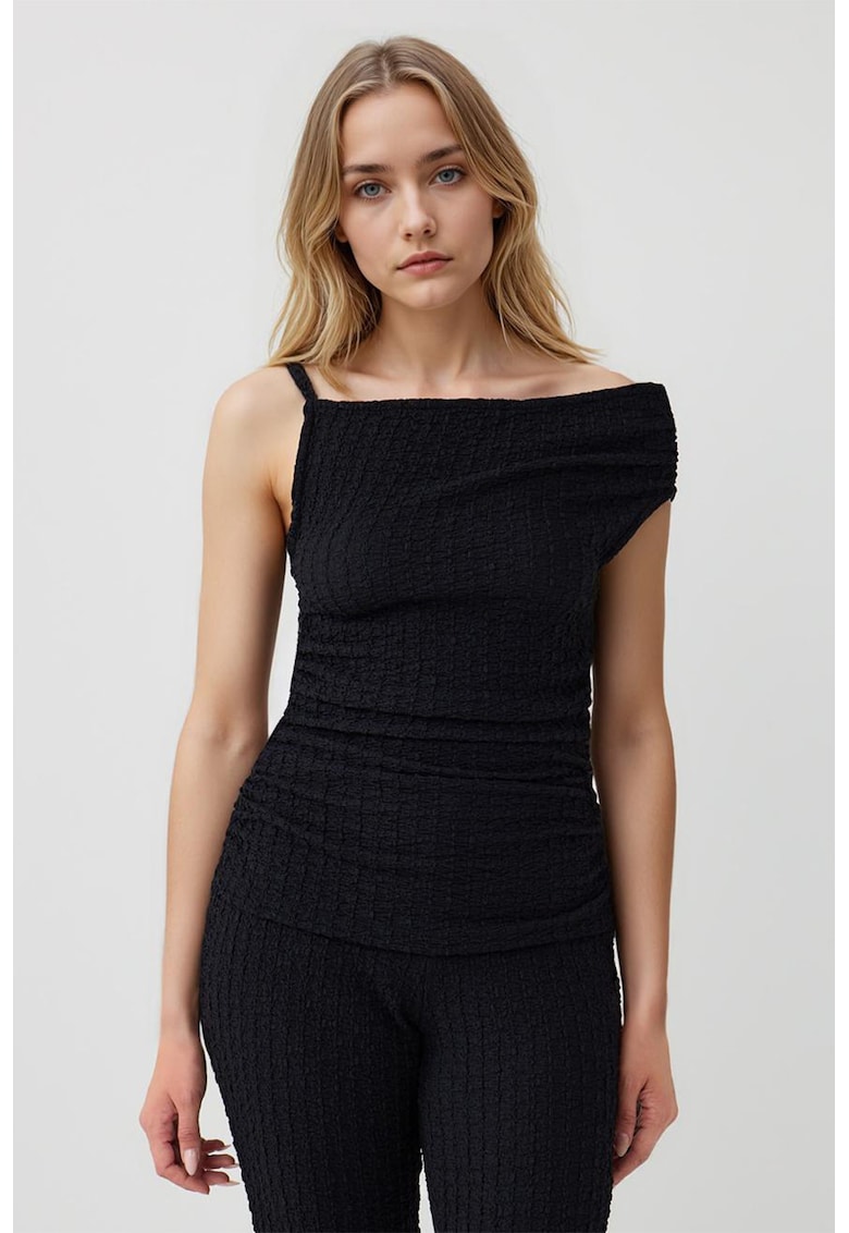 Top din amestec de modal