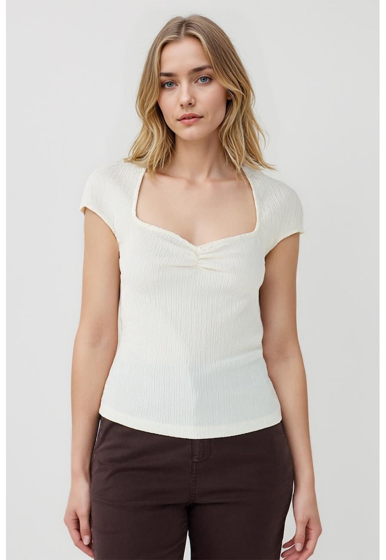 Bluza cu decolteu patrat si maneci scurte