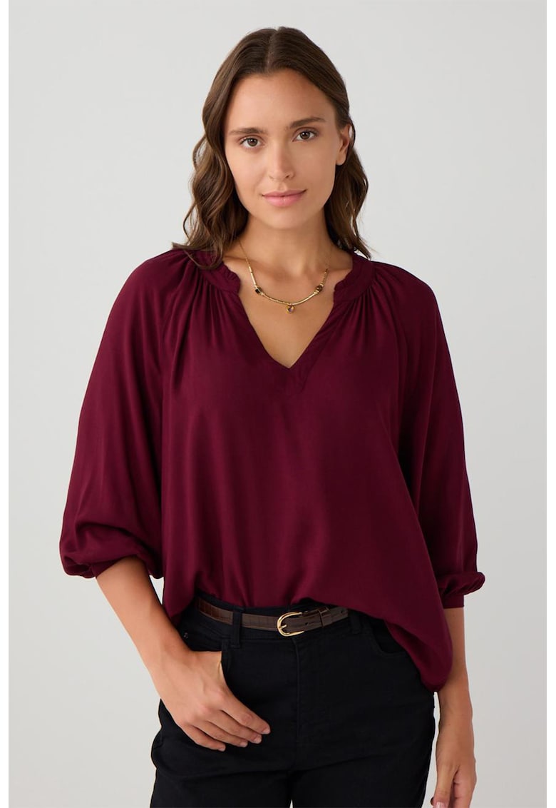 Bluza cu maneci 3/4 si decolteu in V