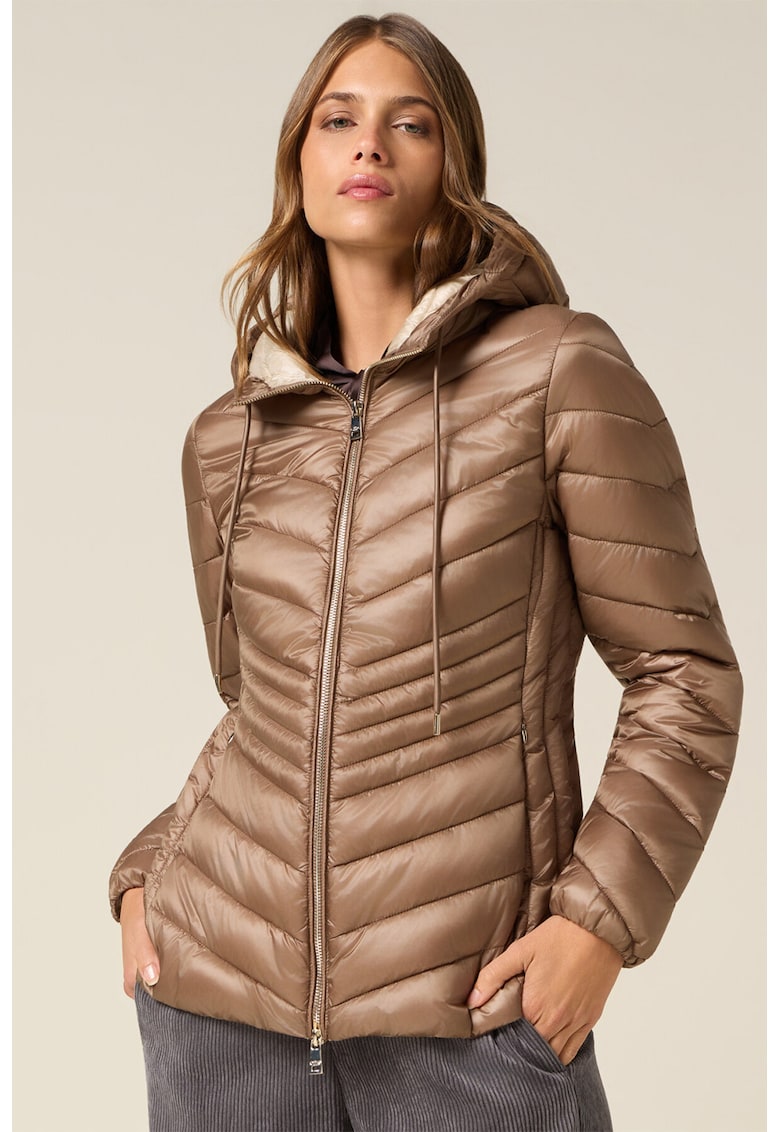 Jacheta bufanta cu gluga