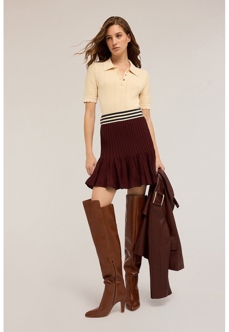 Tricou polo slim fit cu terminatii valurite