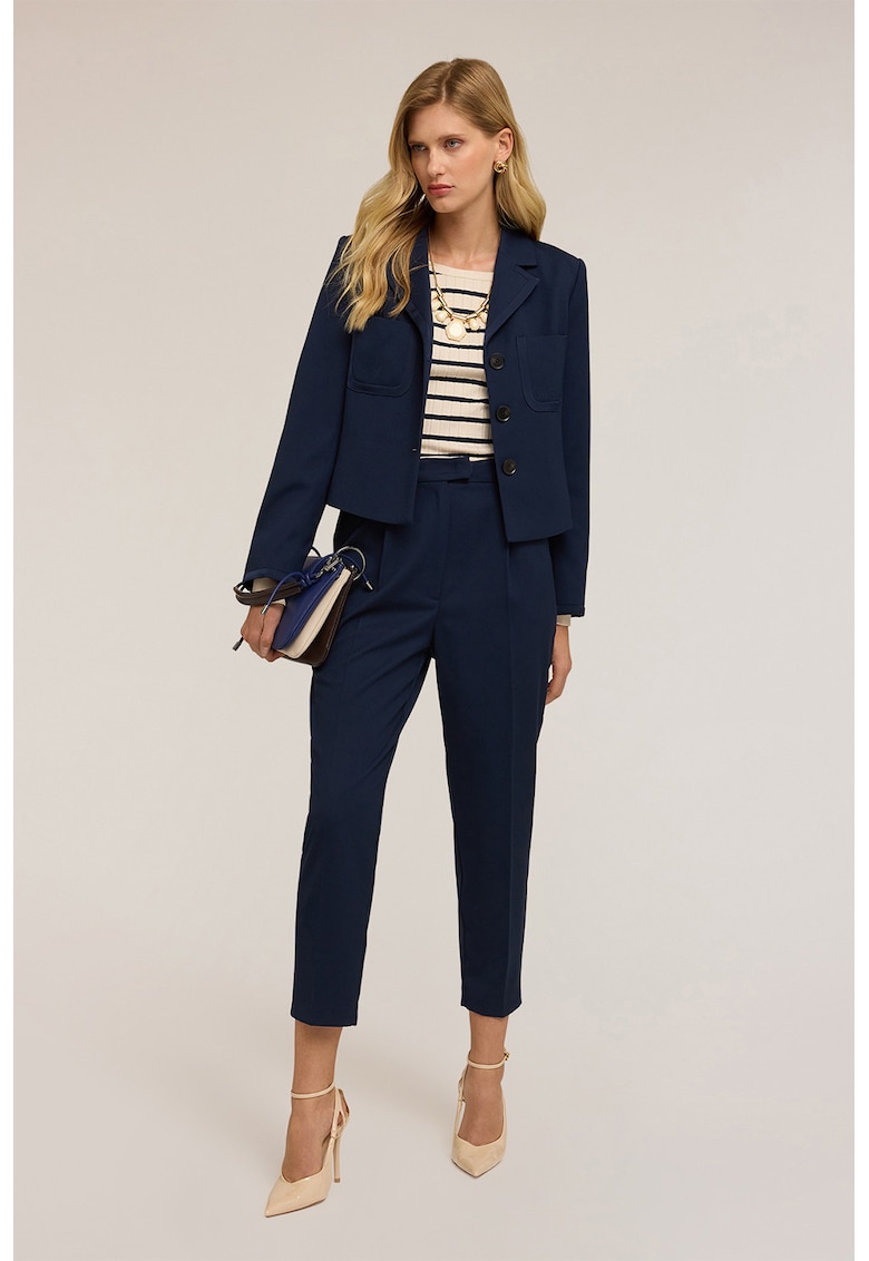 Pantaloni crop cu croiala conica