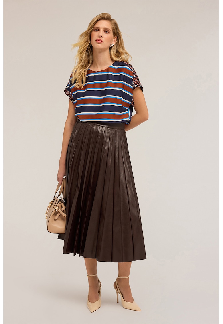 Bluza cu model in dungi si maneci chimono