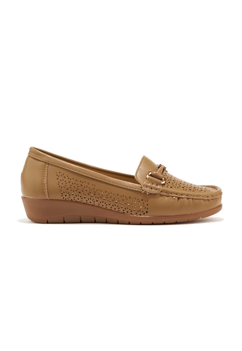 Pantofi loafer din piele ecologica - cu design perforat
