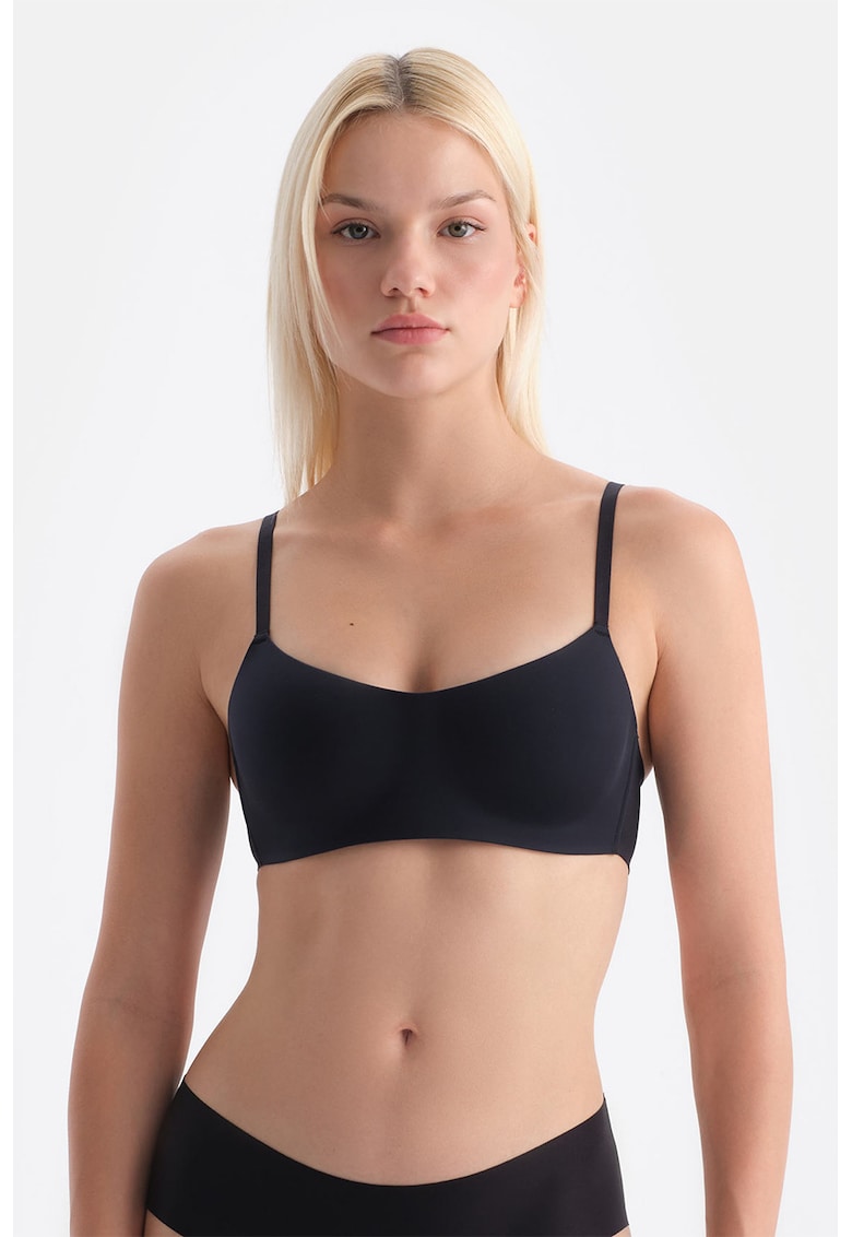 Bustiera fara cusaturi cu burete subtire