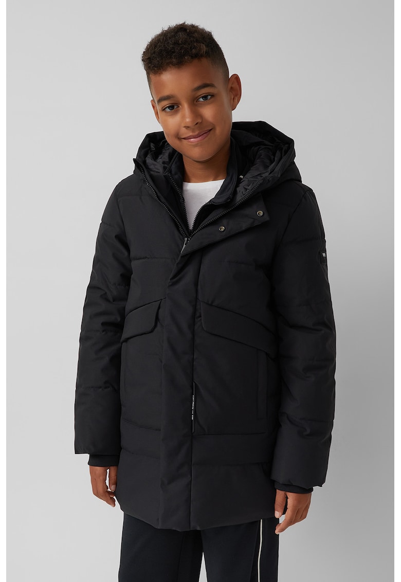 Geaca matlasata cu buzunare cu clapa