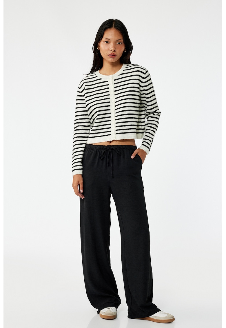 Pantaloni relaxed fit cu snur in talie