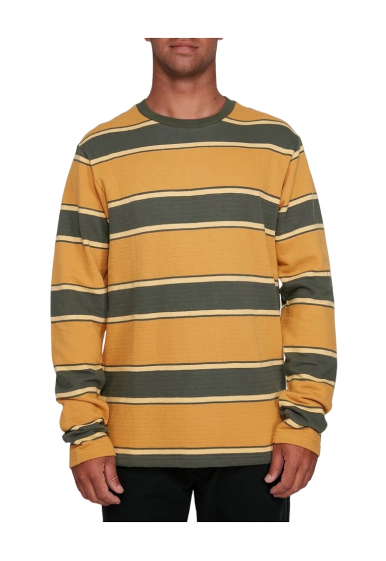 Pulover cu dungi si decolteu la baza gatului -