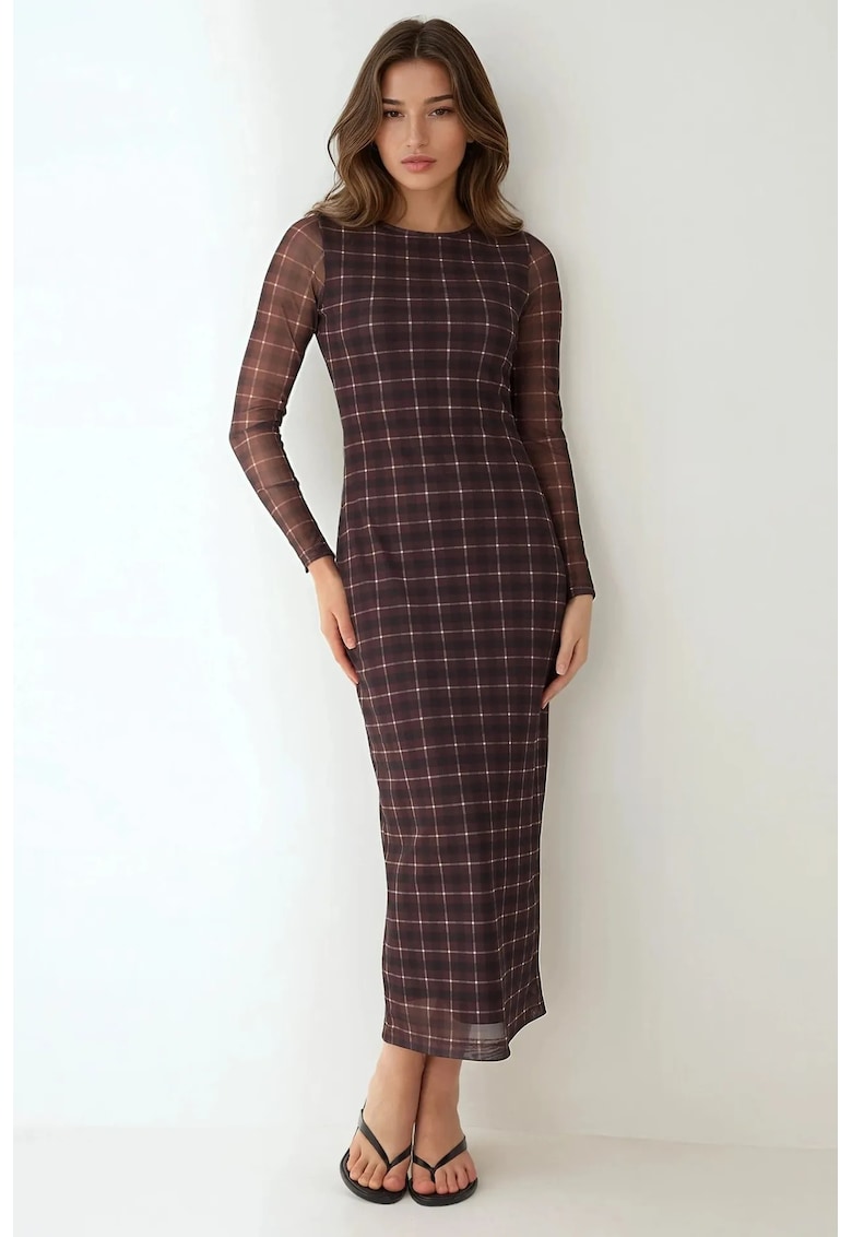 Rochie midi mulata in carouri -  culoare maro - material textil