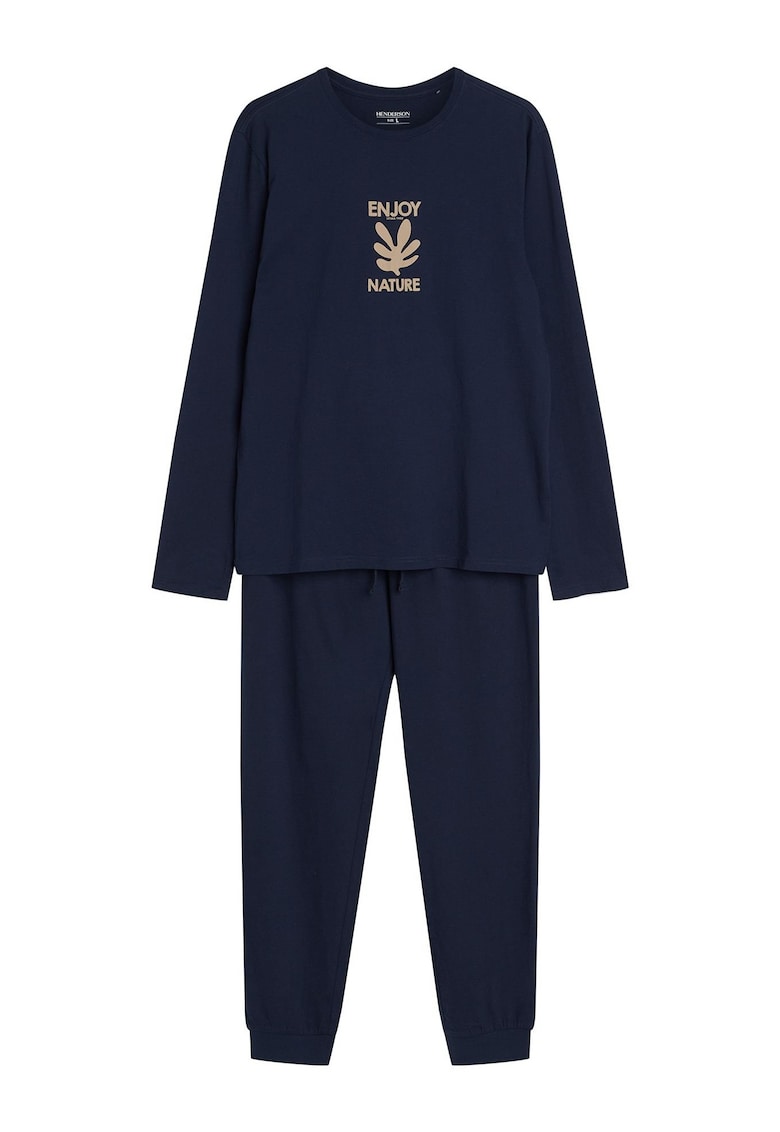 Pijamale pentru barbati confectionate din materiale de inalta calitate - oferind confort si un somn odihnitor - Level